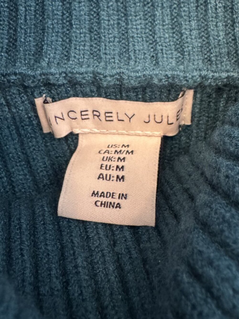 Sincerely Jules Cropped Turquoise Turtleneck Sweater - Size M - Picture 3 of 4
